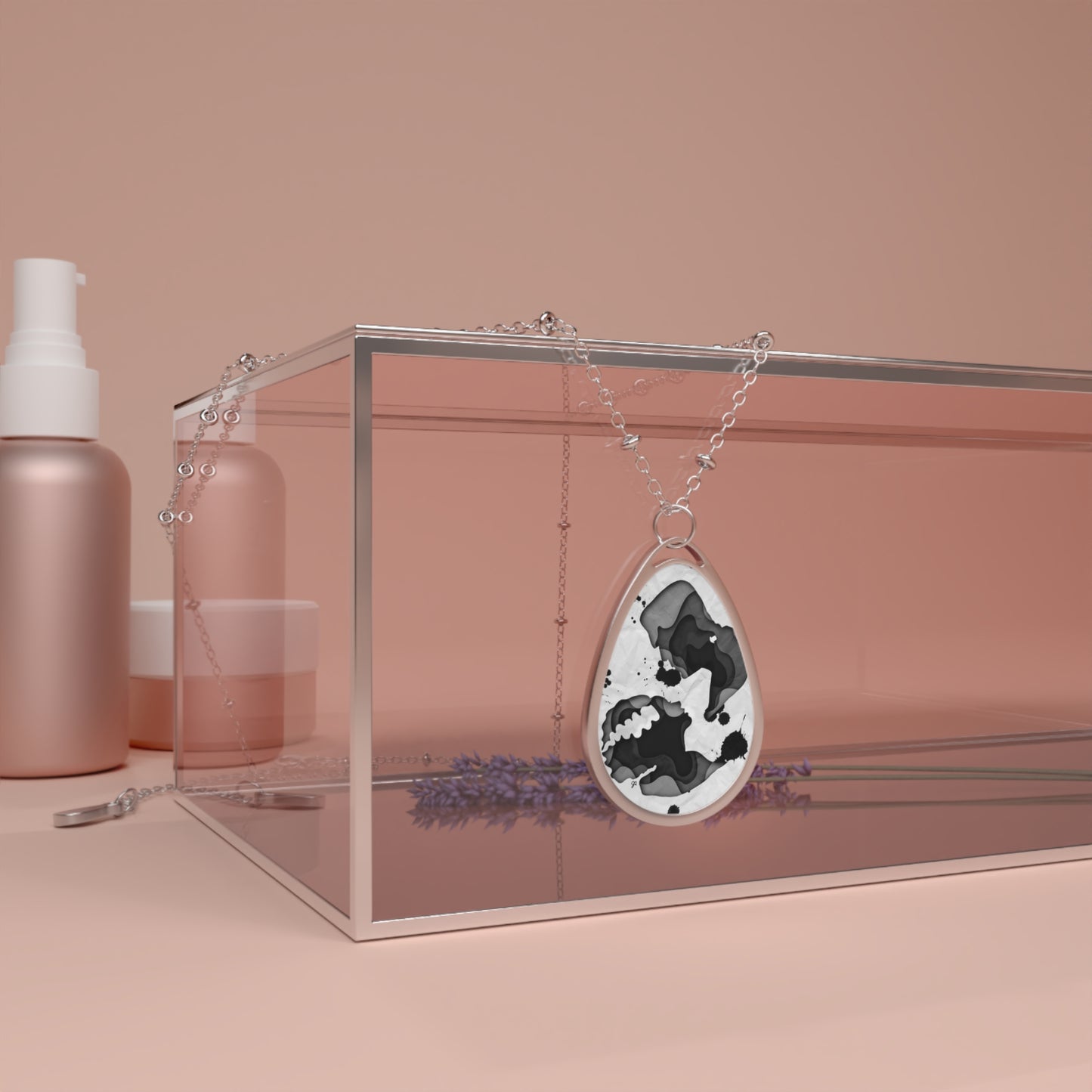 The Lovers Oval Necklace